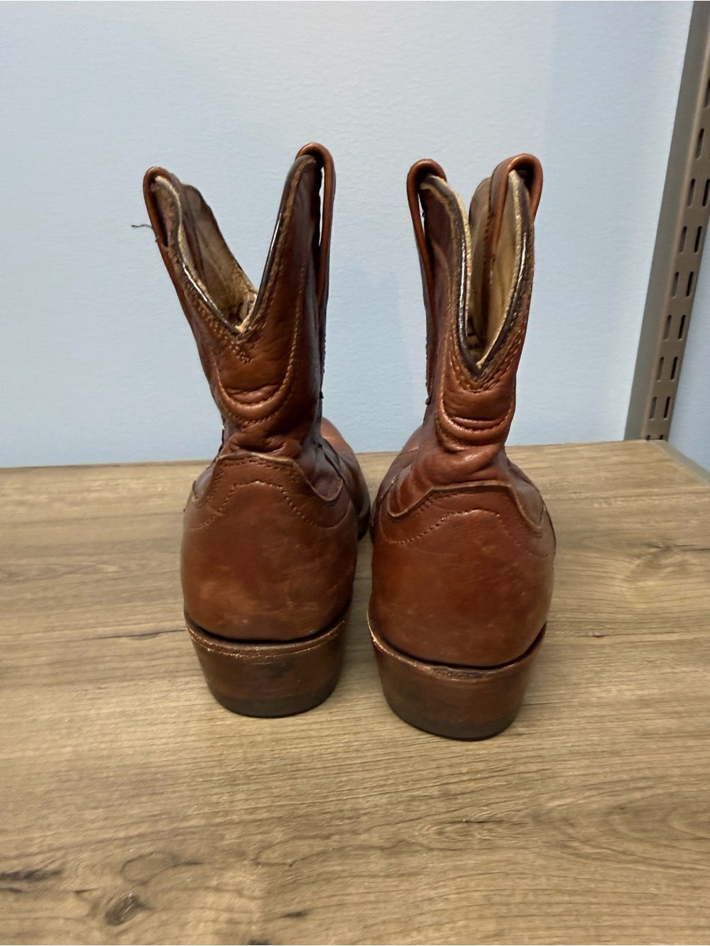 Tecovas Brown Leather Cowboy Boots - Classic Western Pull-On Women’s size 9 E - Picture 3 of 11